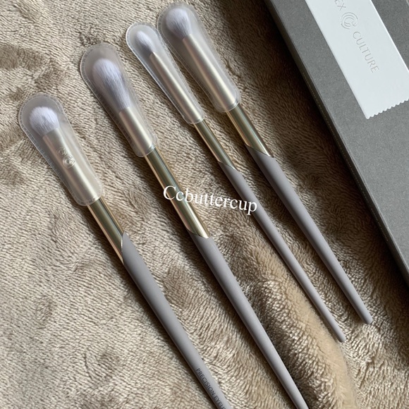 Complex Culture 4 Pc Face & Eye Brush Set BNIB - Picture 8 of 8
